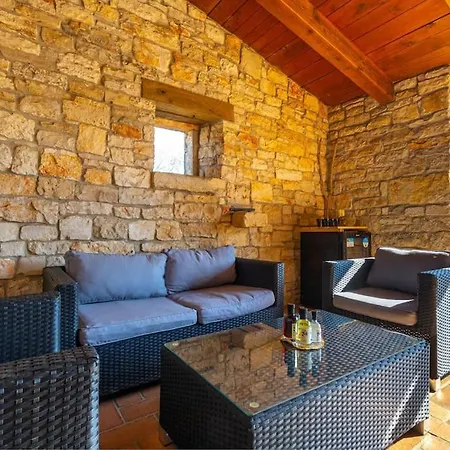 Villa Divino By Istrialux Bicici