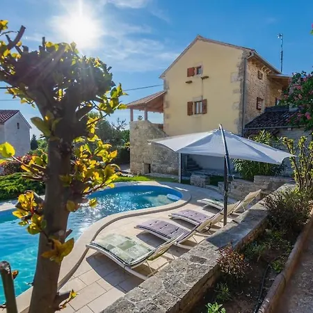 Divino By Istrialux Villa Bičići